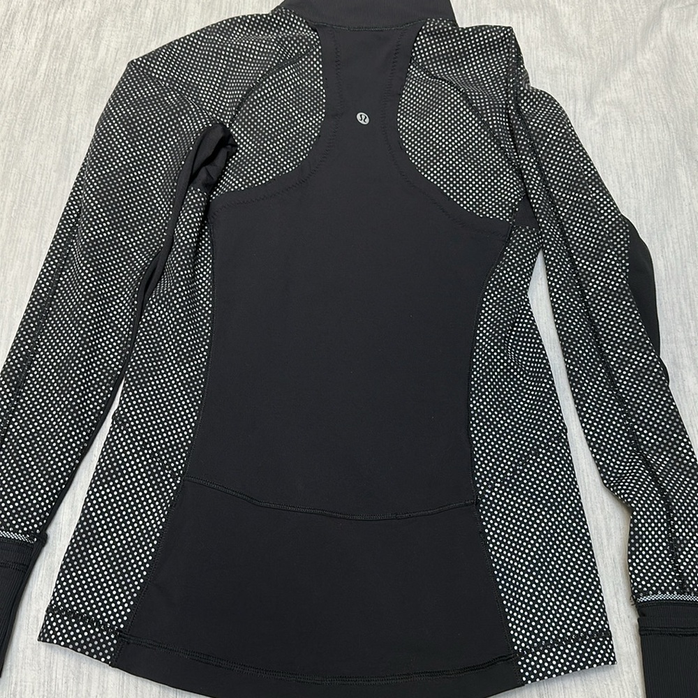Lululemon Running Pullover/Jacket - Picture 5 of 5